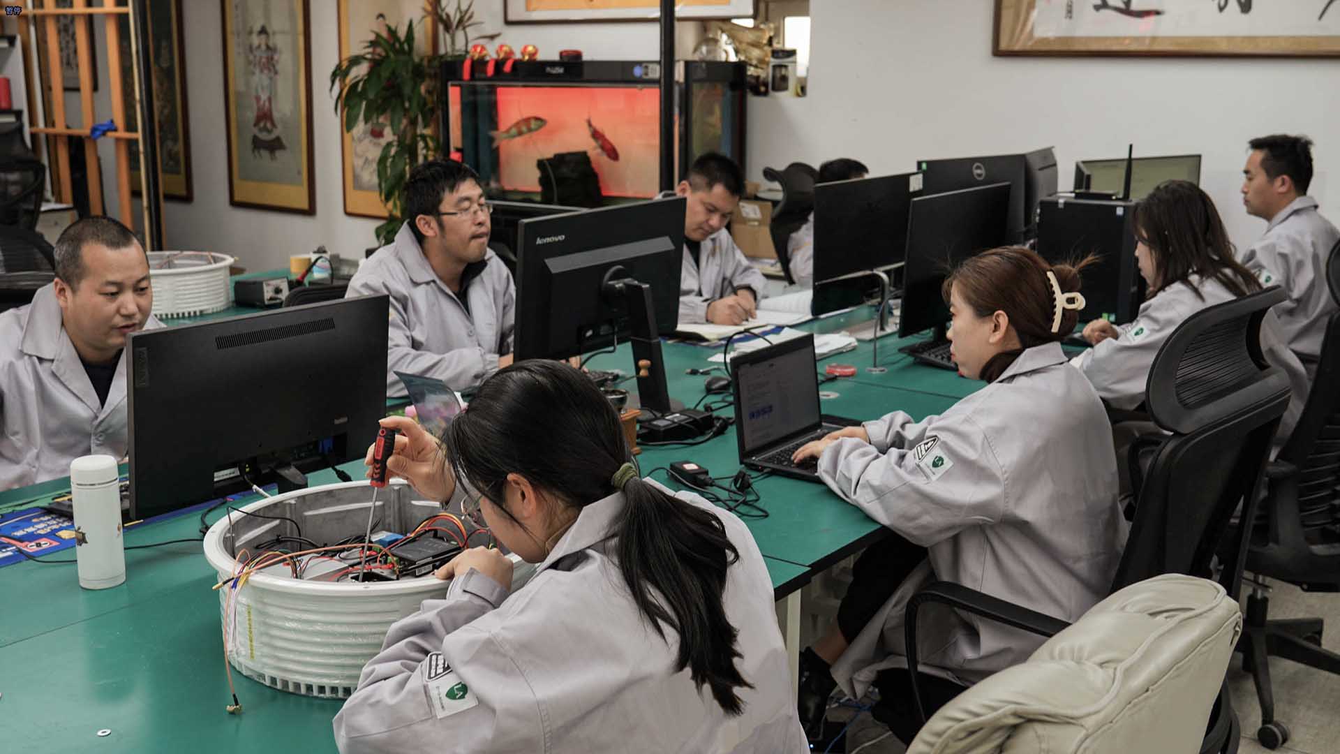 BNT Anti-Jamming Antenna Factory-3
